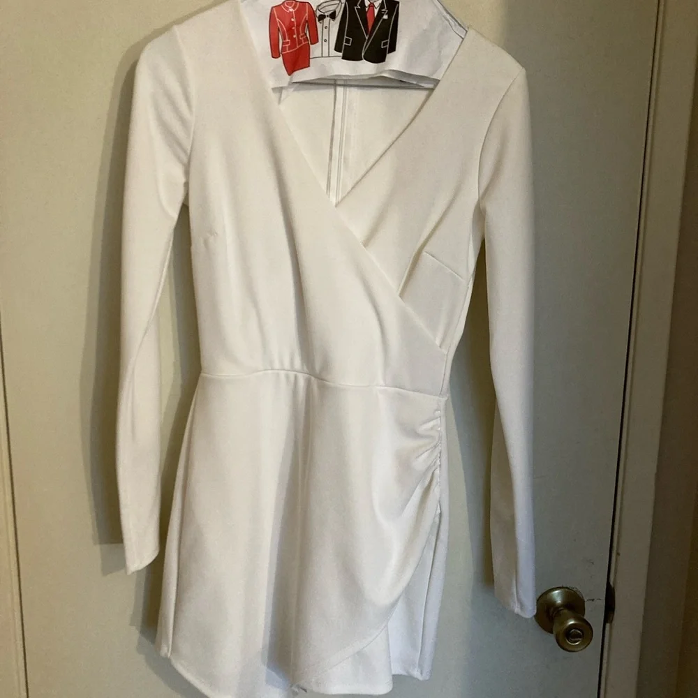 Lulus | Babe Heaven | White Romper | Small - Picture 3 of 4